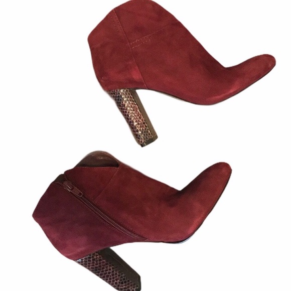 Bandolino red booties - Picture 2 of 3